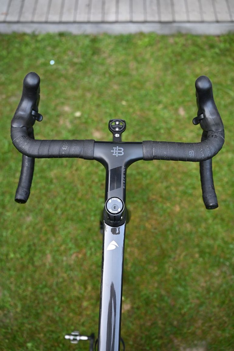 Used Factor Campagnolo Custom Built 2021 Road & Gravel, Schwarz — image 9 of 12