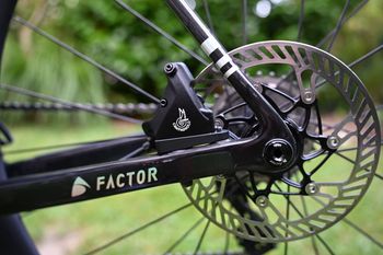 Used Factor Campagnolo Custom Built 2021 Road & Gravel, Schwarz — image 7 of 12