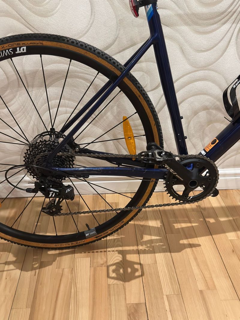 Used Canyon Inflite 5 2021 2021 Road & Gravel, Blue — image 10 of 23