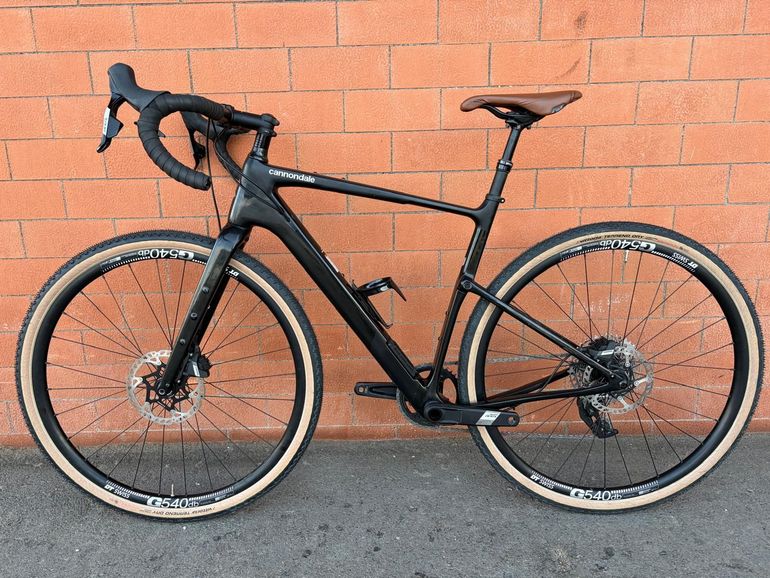 Used Cannondale Topstone Carbon Apex 2024 2024 Road & Gravel, Schwarz — image 2 of 14