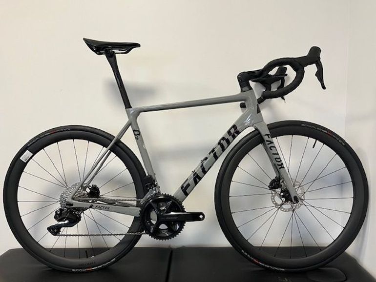Used Factor Shimano 105 Di2 2025 Road & Gravel, Light Gray — image 1 of 3