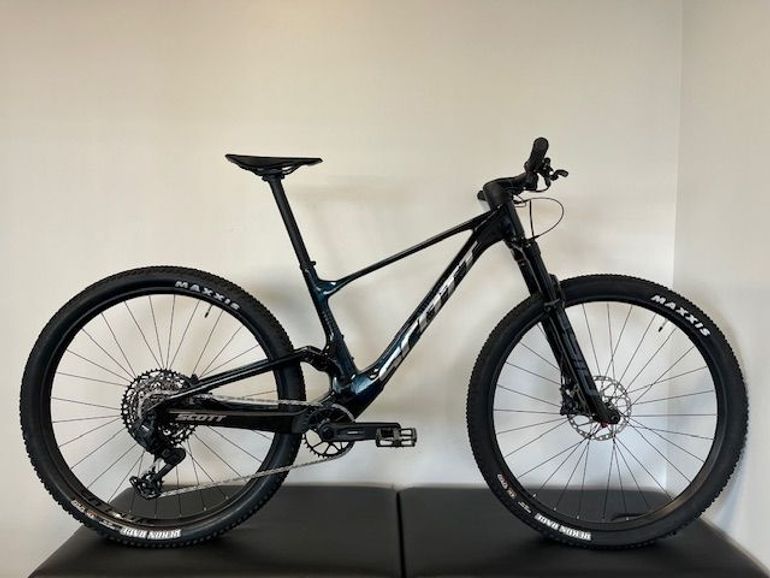 Used Scott spark Spark RC Team 2025 Mountainbike, Blue — image 1 of 3