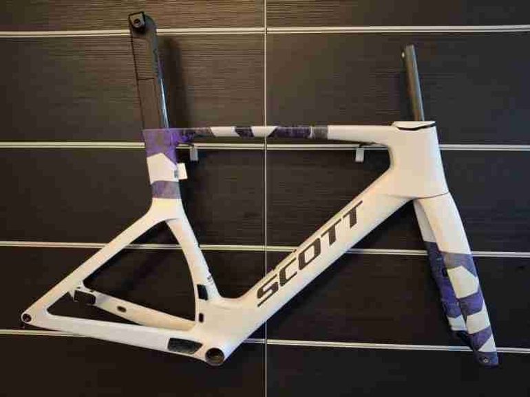 Used Scott Foil RC Pro 2025 Frameset 2025 Road & Gravel, White — image 1 of 4