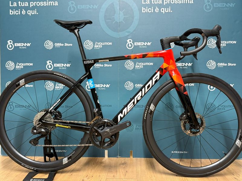 Used Merida Scultura Bahrain Victorious 2024 Road & Gravel