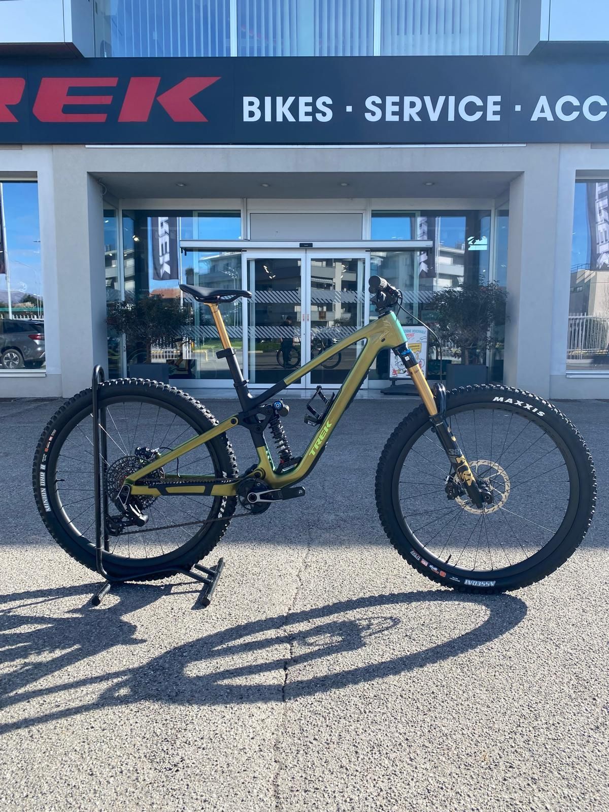 trek-fuel-lx-9-9-x0-axs-gen-7-2026-2026