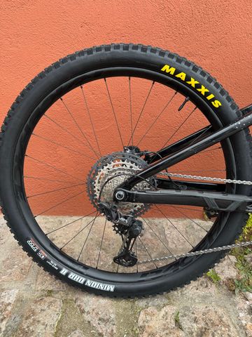 Orbea RISE H10 2022 2022 Mountainbike usato, Grigio chiaro — immagine 2 di 11