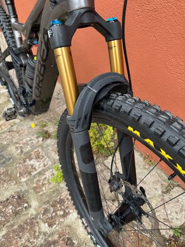 Orbea RISE H10 2022 2022 Mountainbike usato, Grigio chiaro — immagine 4 di 11