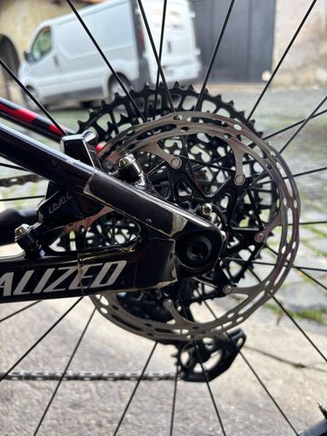 Used Specialized World Cup 2024 Mountainbike, Red — image 5 of 5