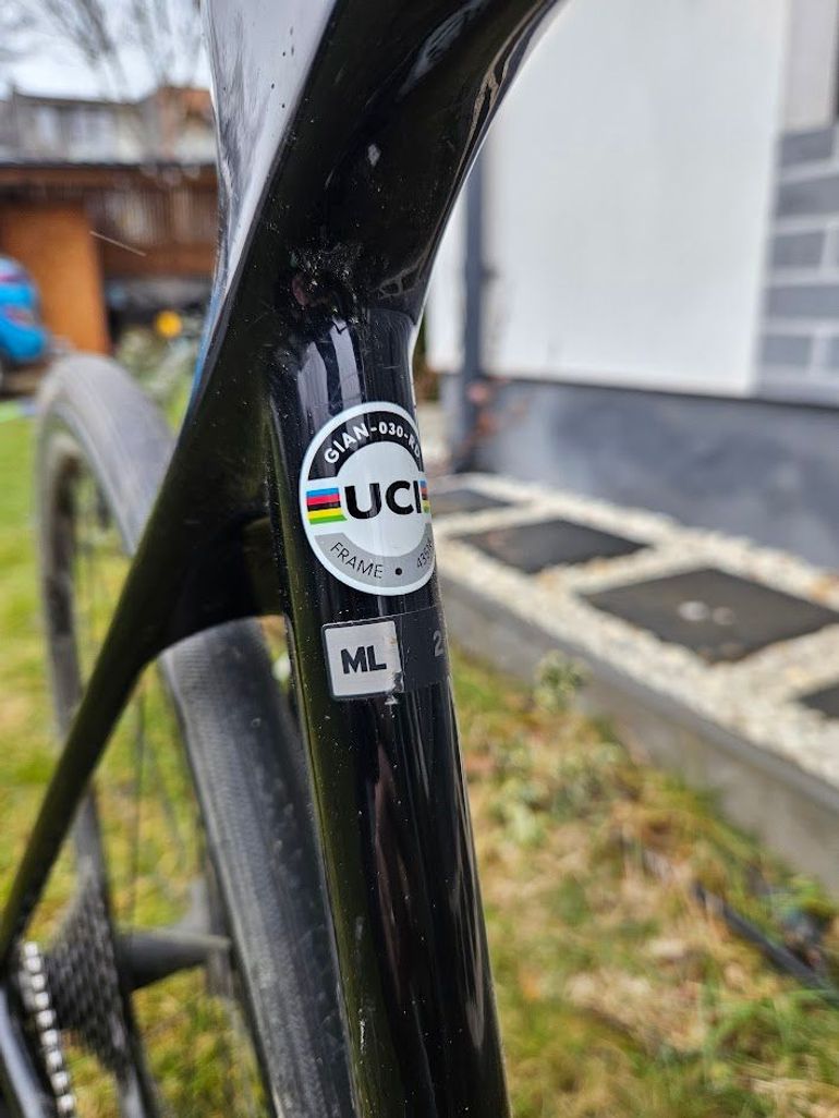 Used Giant TCR Advanced Disc 2 Pro Compact 2022 2022 Road & Gravel, Black — image 4 of 6
