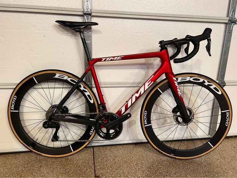 Used Time Alpe D'Huez Disc 2023 Road & Gravel, Rosso — image 1 of 6