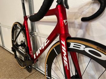 Used Time Alpe D'Huez Disc 2023 Road & Gravel, Rosso — image 4 of 6
