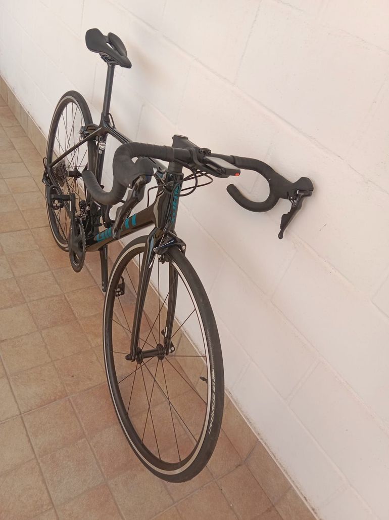 Used Giant TCR, Advanced 2 PC 2021 2021 Road & Gravel, Black — image 3 of 6