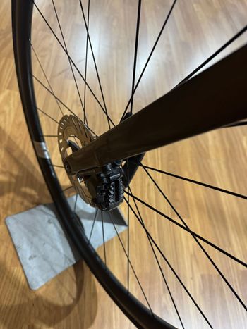 Used Isaac Shimano 105 Di2 2025 Road & Gravel — image 8 of 9