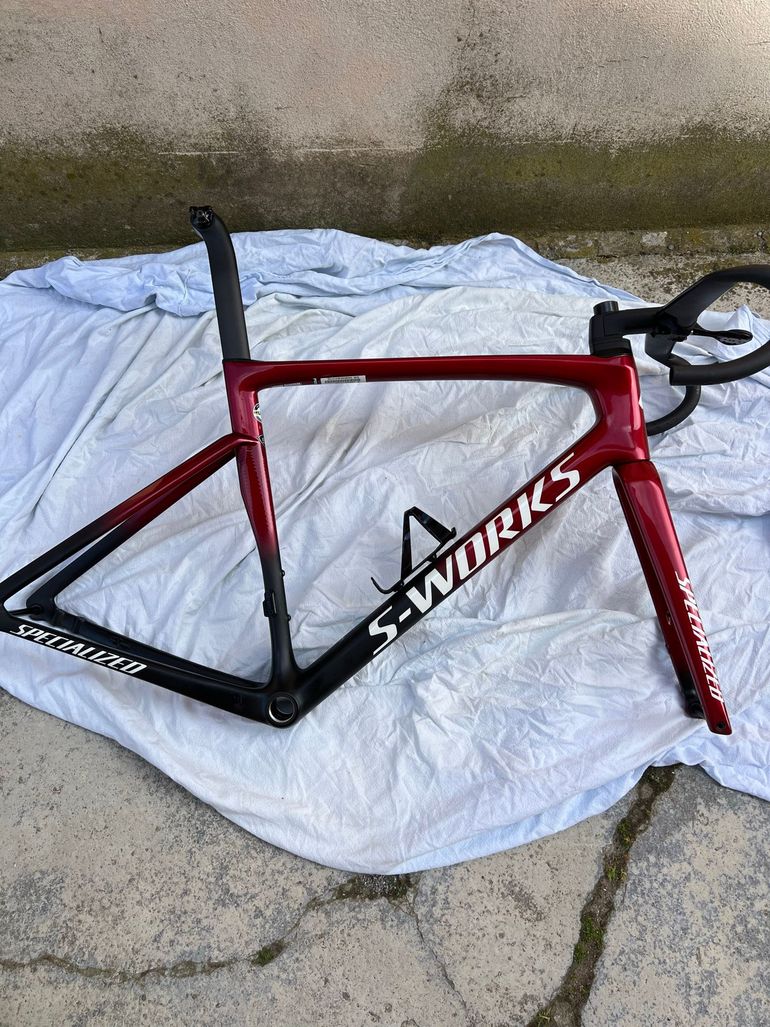 Used Specialized Tarmac Frameset 2023 Road & Gravel, Red — image 1 of 8
