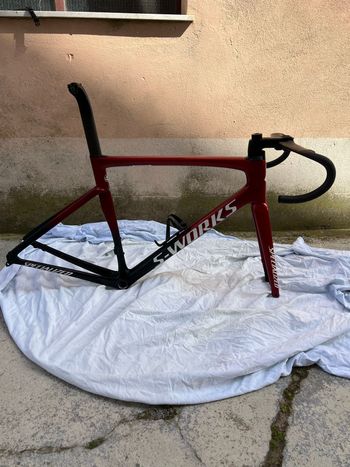 Used Specialized Tarmac Frameset 2023 Road & Gravel, Red — image 5 of 8