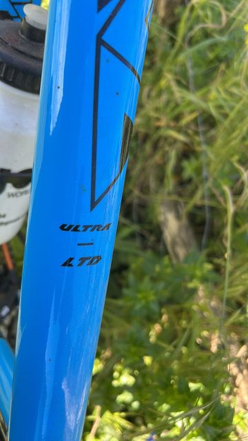 Gebrauchtes KTM Limited 29” 2024 Mountainbike, Blau — Bild 4 von 12