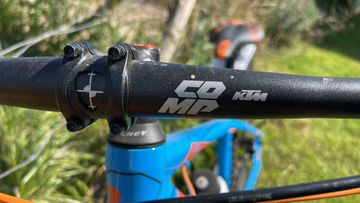 Gebrauchtes KTM Limited 29” 2024 Mountainbike, Blau — Bild 2 von 12