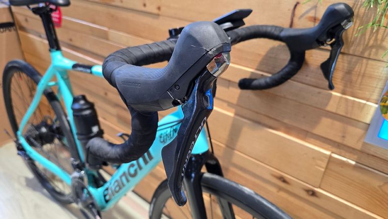 Used Bianchi e-Impulso Road Ultegra 2023 2023 Road & Gravel — image 7 of 7