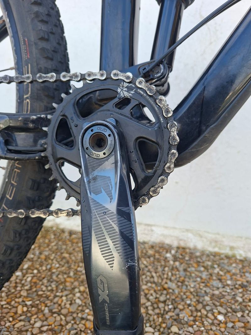 Trek Fuel EX 9.7 29 2017 2017 Mountainbike usato, Nero — immagine 6 di 7