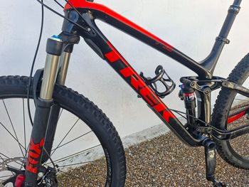 Used Trek Fuel EX 9.7 29 2017 2017 Mountainbike — image 3 of 7