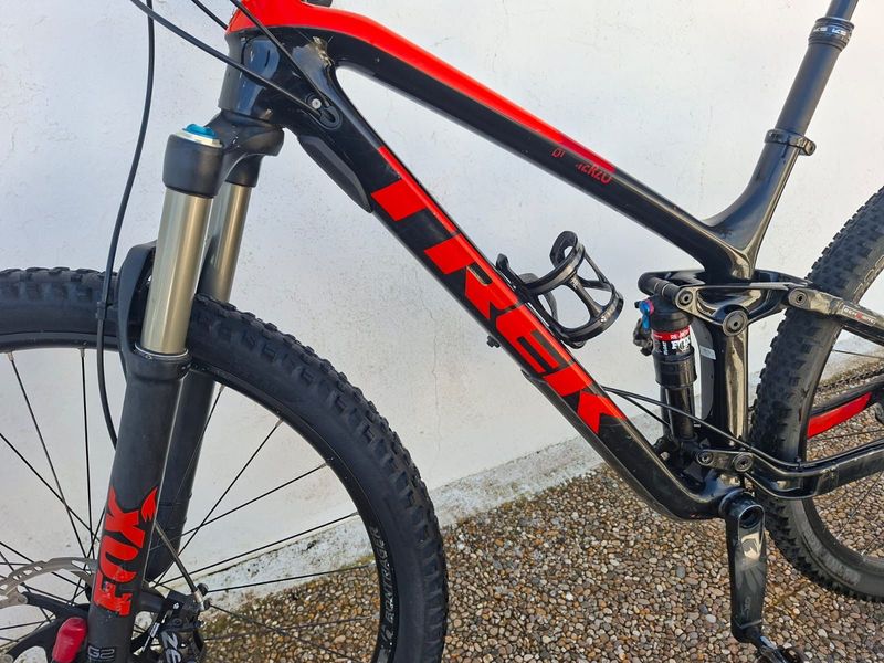 Trek Fuel EX 9.7 29 2017 2017 Mountainbike usato, Nero — immagine 3 di 7