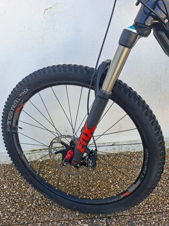 Used Trek Fuel EX 9.7 29 2017 2017 Mountainbike — image 4 of 7