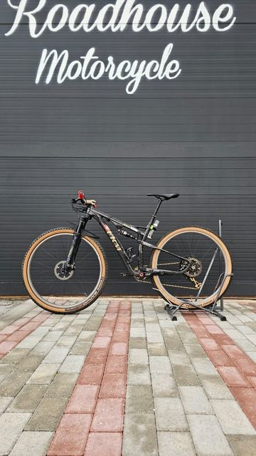 Used FRM Anakin 2022 Mountainbike, Black — image 1 of 15