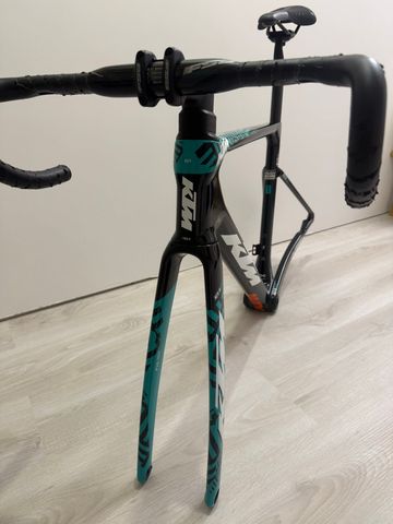 KTM Revelator Frameset 2024 Road & Gravel de segunda mano, Negro — imagen 3 de 4