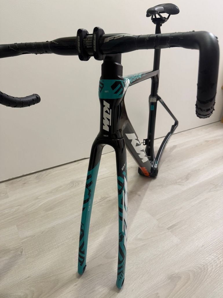 Gebrauchtes KTM Revelator Frameset 2024 Road & Gravel, Schwarz — Bild 3 von 4