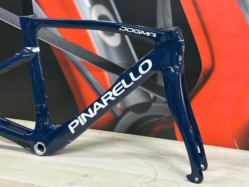 Pinarello DOGMA F 2024 - Frameset Frameset 2024 Road & Gravel usato, Blu — immagine 9 di 9