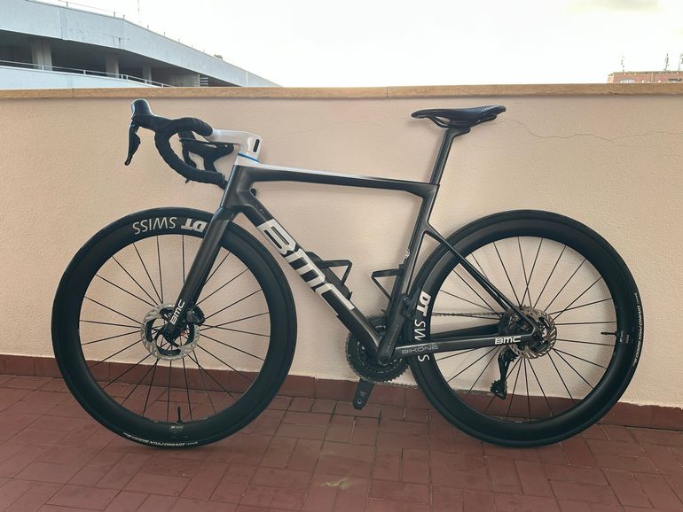 Used BMC Teammachine Shimano Ultegra Di2 2024 Road & Gravel, Black — image 2 of 12