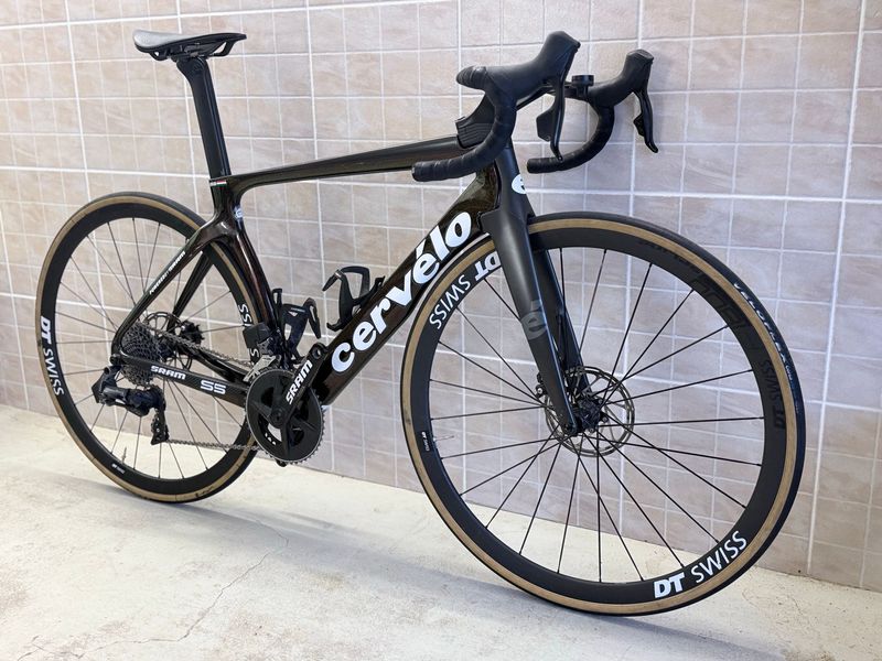 Cervélo S5 Rival eTap AXS 2022 2022 Road & Gravel usato, Viola — immagine 5 di 12