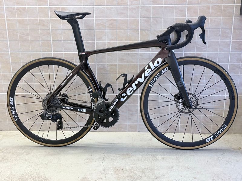 Cervélo S5 Rival eTap AXS 2022 2022 Road & Gravel usato, Viola — immagine 4 di 12