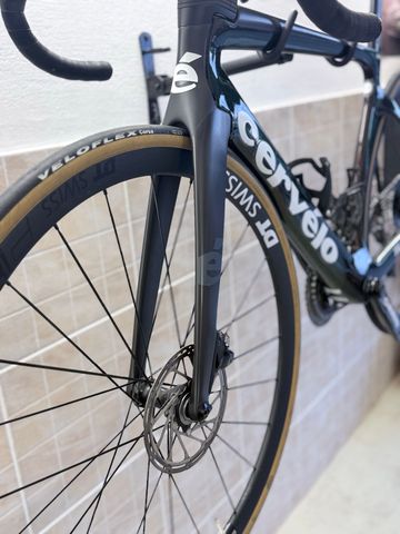Cervélo S5 Rival eTap AXS 2022 2022 Road & Gravel usato, Viola — immagine 10 di 12