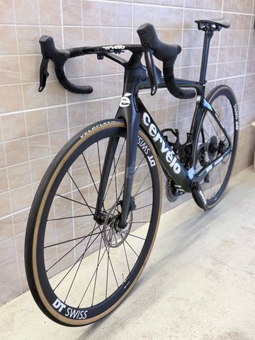 Cervélo S5 Rival eTap AXS 2022 2022 Road & Gravel usato, Viola — immagine 6 di 12