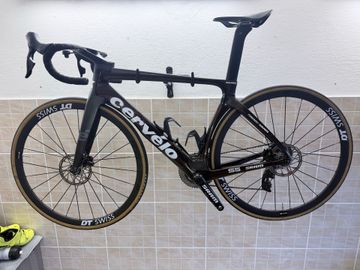 Cervélo S5 Rival eTap AXS 2022 2022 Road & Gravel usato, Viola — immagine 12 di 12