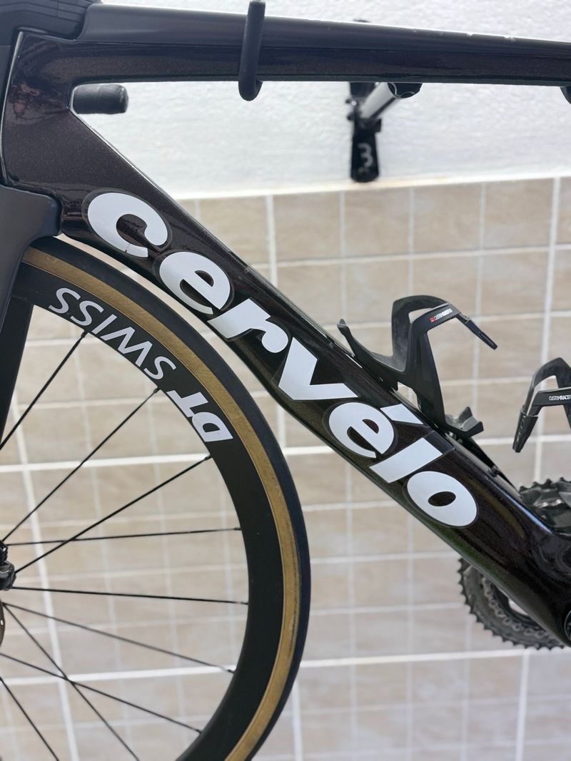 Cervélo S5 Rival eTap AXS 2022 2022 Road & Gravel usato, Viola — immagine 9 di 12