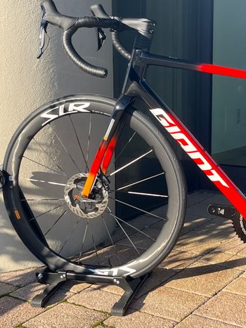 Used Giant TCR Advanced Pro 2026 2026 Road & Gravel, Red — image 7 of 10