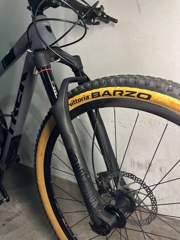 Used Trek Procaliber SRAM XX1 Eagle 2018 Mountainbike, Light Gray — image 5 of 7