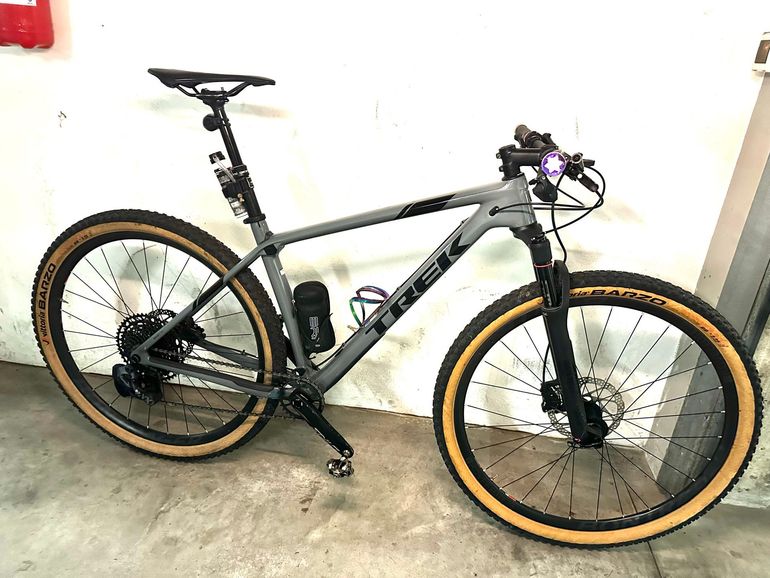 Used Trek Procaliber SRAM XX1 Eagle 2018 Mountainbike, Hellgrau — image 1 of 7