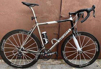 Seven Cycles, Axiom