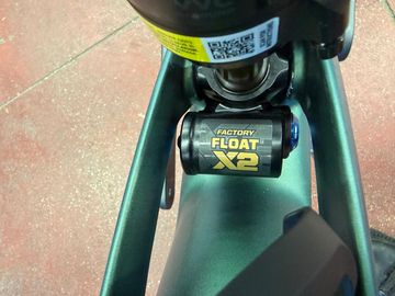 Orbea WILD M-LTD 2026 2026 Mountainbike usato, Verde — immagine 10 di 14
