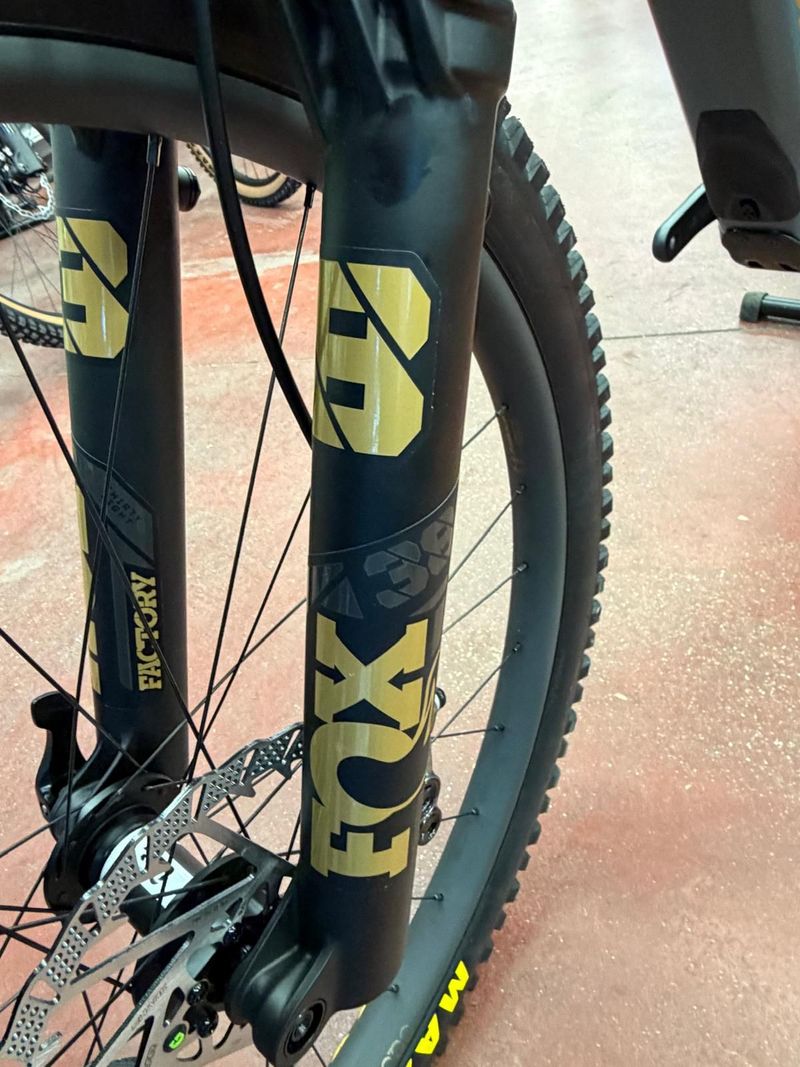 Orbea WILD M-LTD 2026 2026 Mountainbike usato, Verde — immagine 7 di 14