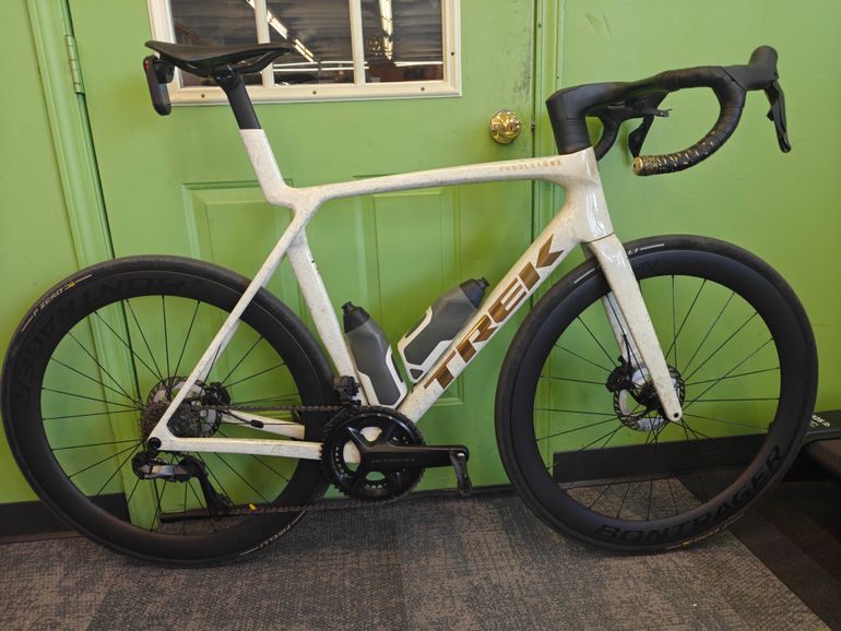 Used Trek Madone SLR 7 Gen 8 2025 2025 Road & Gravel, White — image 1 of 7