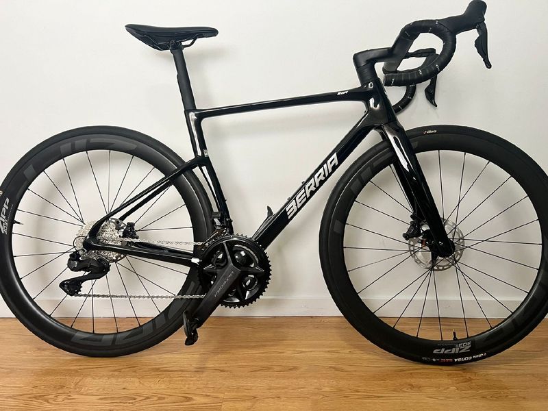 Used Berria BELADOR BR ULTEGRA Di2 2026 2026 Road & Gravel