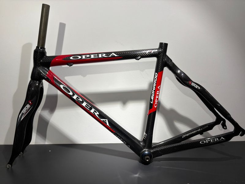 Used Pinarello Opera Leonardo Frameset Frameset 2011 Road & Gravel, Black — image 5 of 8