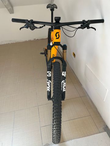 Used Scott Spark 930 2022 2022 Mountainbike, Orange, 29 — image 6 of 13