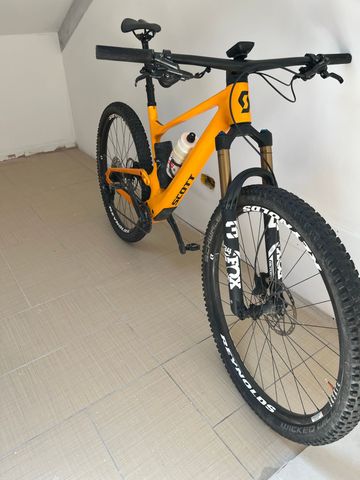 Used Scott Spark 930 2022 2022 Mountainbike, Orange, 29 — image 2 of 13