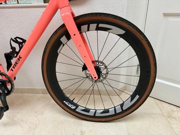 Used Trek Checkpoint SRAM Rival eTap AXS 2026 Road & Gravel, Orange — image 10 of 17