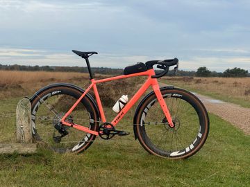 Gebrauchtes Trek Checkpoint SRAM Rival eTap AXS 2026 Road & Gravel